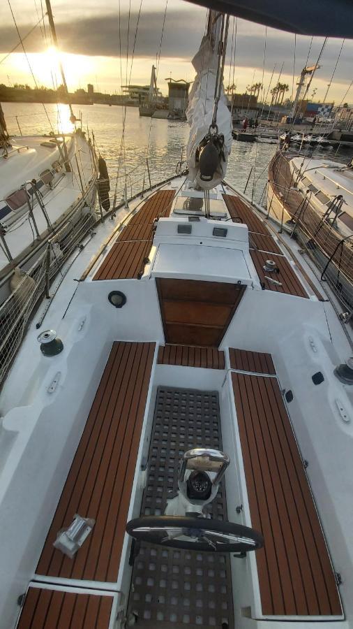 מלון Velero En Puerto De Valencia - E&M Boats מראה חיצוני תמונה