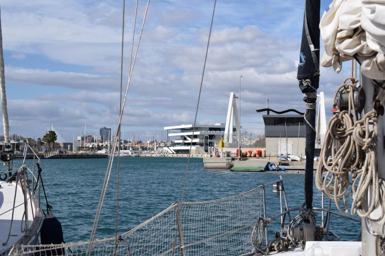 מלון Velero En Puerto De Valencia - E&M Boats מראה חיצוני תמונה
