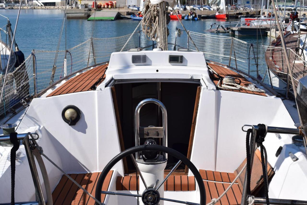 מלון Velero En Puerto De Valencia - E&M Boats מראה חיצוני תמונה